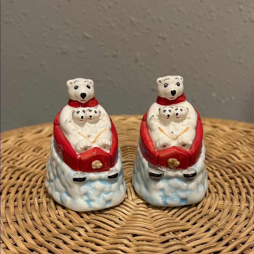 Vintage Coca Cola Polar Bear Salt and‎ Pepper Shakers